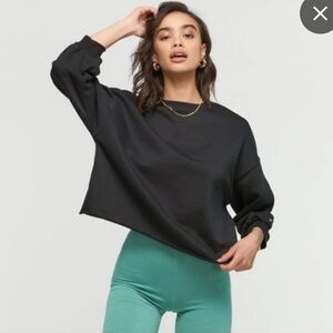 KUWALLA TEE I XS Oversized Boxy Sweatshirt I Black